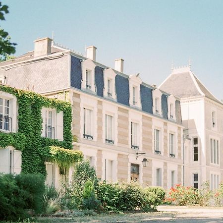 Chateau Saint-Joseph, Grand Gites 4 Etoiles En Pleine Nature Mazerolles-du-Razes Exterior photo